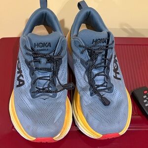 Hoka Men's Bondi 8 in Blue and Yellow, size 8.5 wide